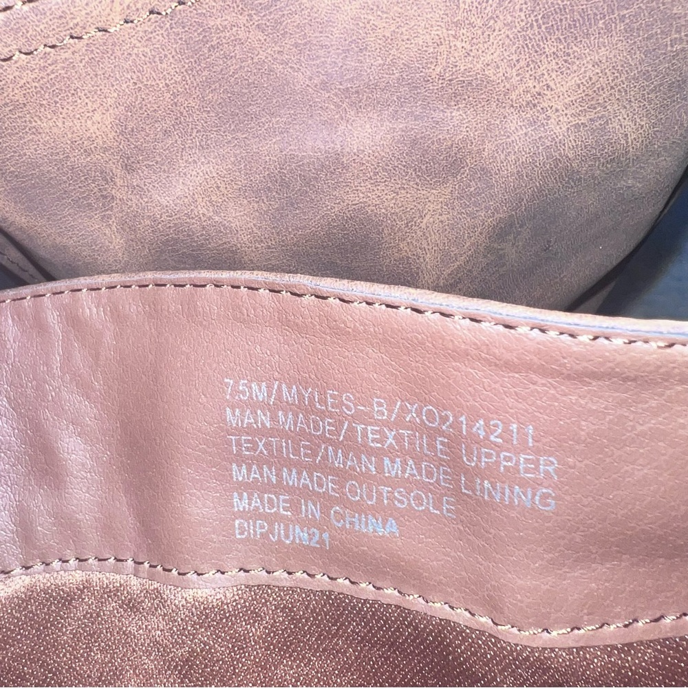 Classic Brown XOXO Cowgirl Riding Boots with Stud Buckle - Picture 13 of 13